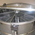 Extracting equipment